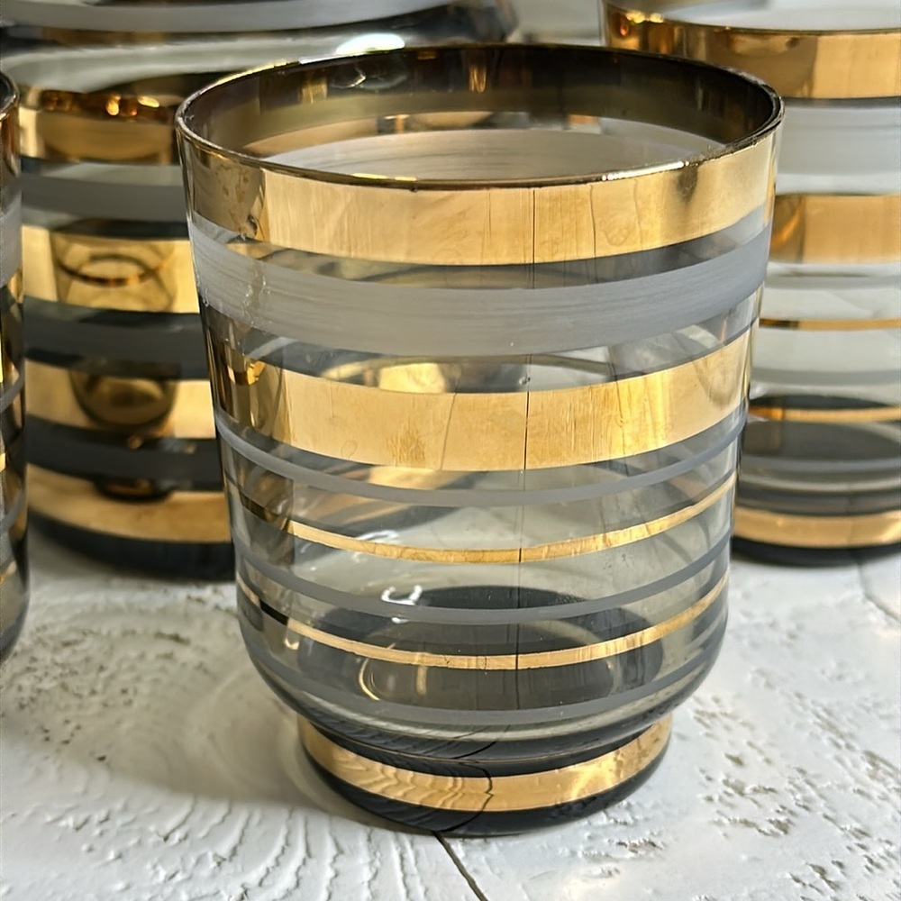 🎀Gold&Smoky gray Glassware Mid-century Modern Liquor Decanter5 Cordial Glasses - Picture 3 of 12